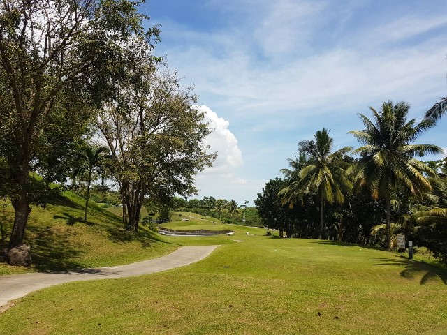 フィリピン・セブ島のゴルフ場アルタビスタALTAVISTA