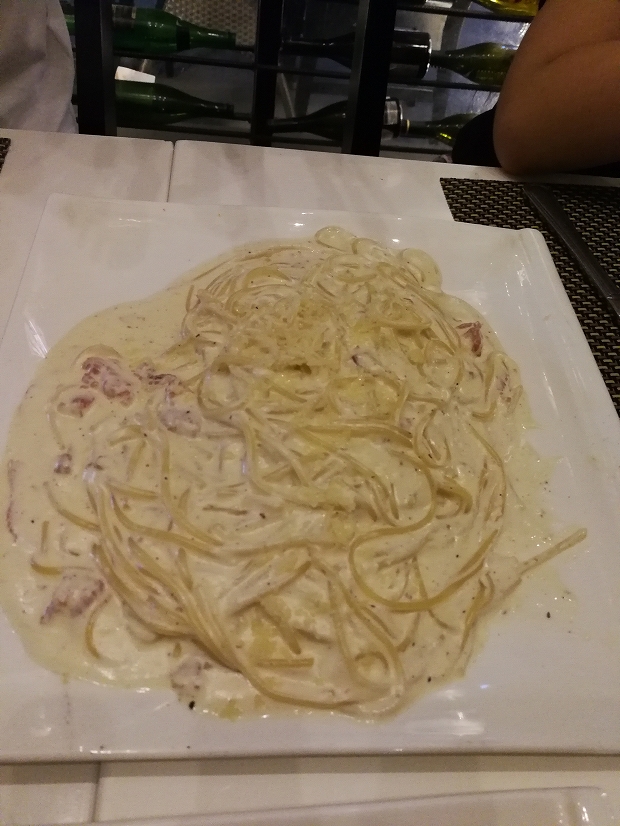 f:id:madokachandayo:20180315223536j:plain フィリピン・セブ島の美味しいイタリアン・ミケランジェロ